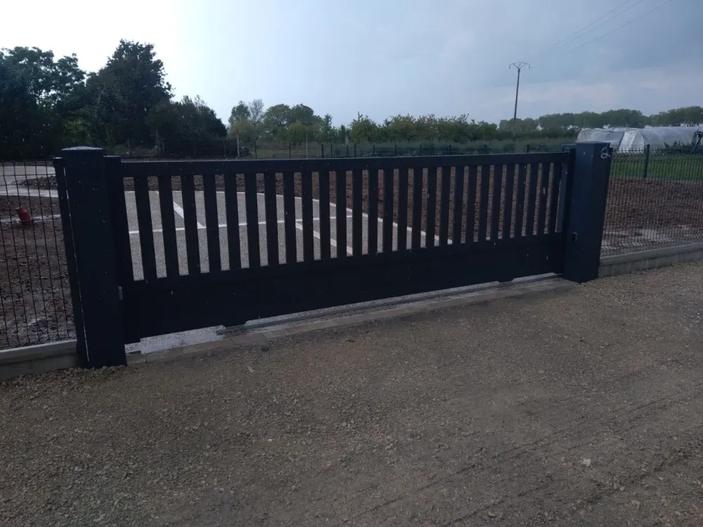 Installation et motorisation de portail SARL Poussin et Fils (5)