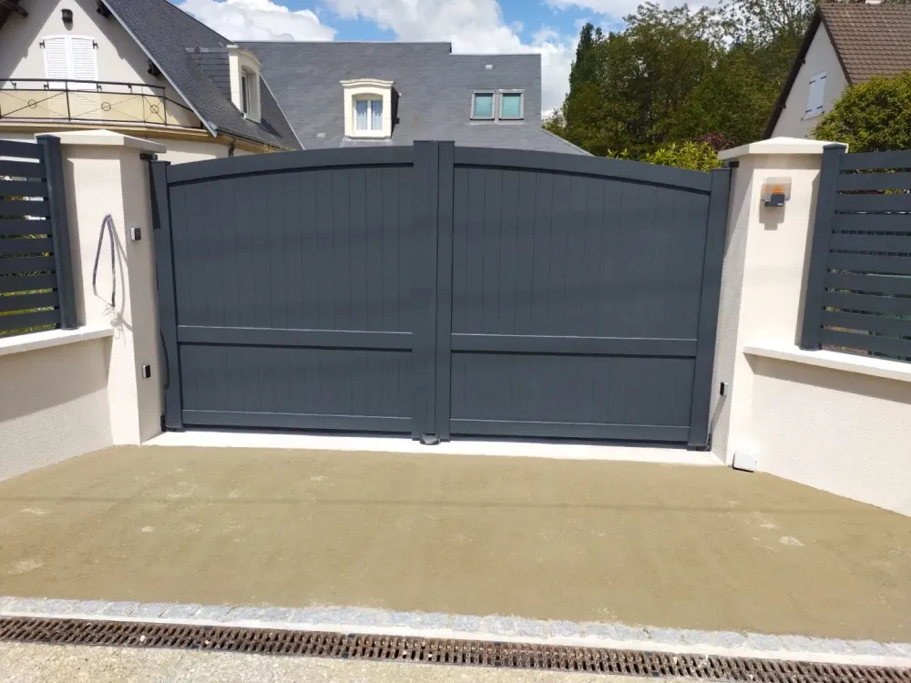 Installation et motorisation de portail SARL Poussin et Fils (15)