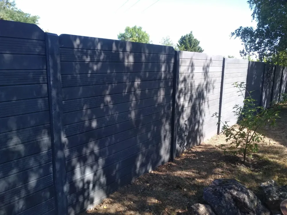 Clôture composite à Olivet 