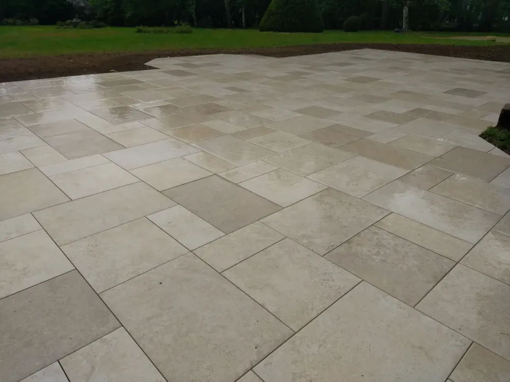 Pose de carrelage pour terrasse ou piscine Poussin et FIls (3)