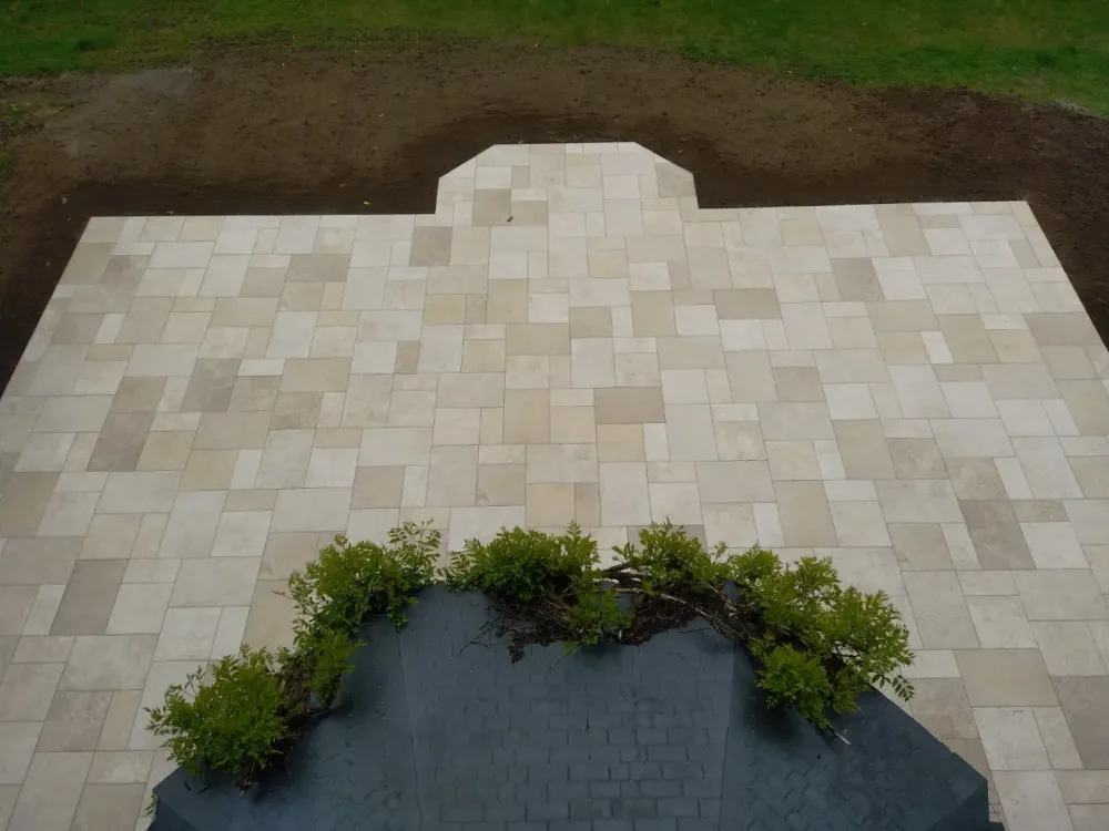 Pose de carrelage pour terrasse ou piscine Poussin et FIls (4)