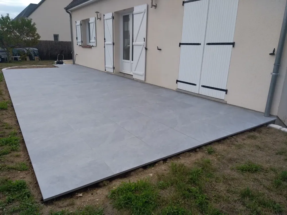 Pose de carrelage pour terrasse ou piscine Poussin et FIls (9)